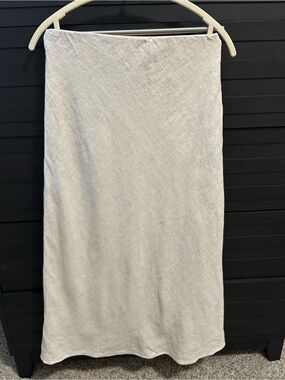Aritzia Babaton New Linen Midi Skirt